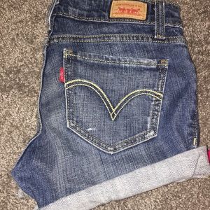 Levi shorts